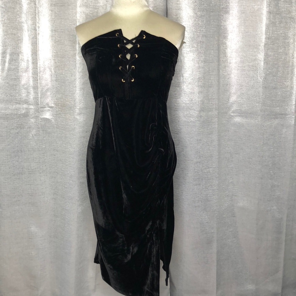 NWT iris dress szM&L B3